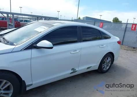 2016 Hyundai Sonata Se из США, поврежденный, VIN 5NPE24AF6GH353754